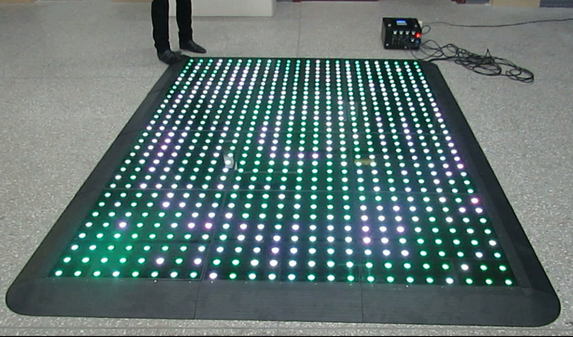 Installazione del pavimento da ballo senza fili a LED conveniente per il palco professionale