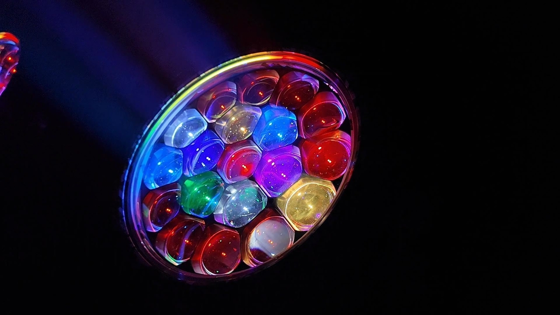 Luce di scena a testa mobile RGBW 4in1 LED 7° 45° angolo del fascio