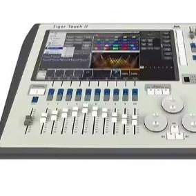 DMX TIGER TOUCH II Controller di illuminazione